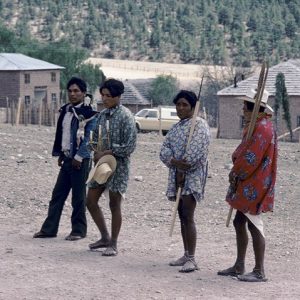 Mexico : Les Tarahumaras, Nord du Mexique.Les Lacandons, sud du Mexique